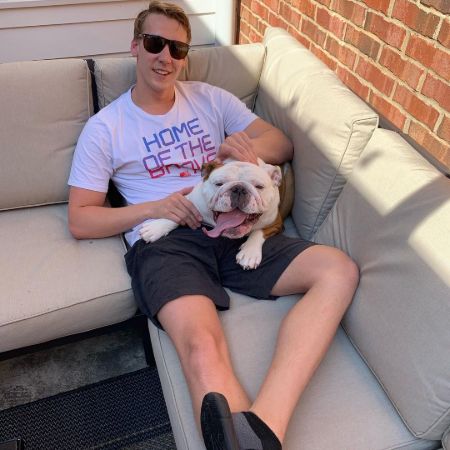 Chase Kalisz is an animal lover.